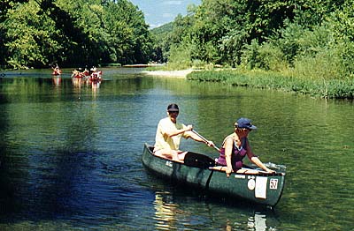 missouri canoe trips